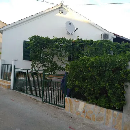 Willy * Milna (Brac)